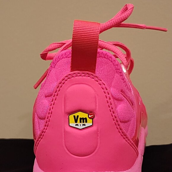 Brand New US 8 NIKE AIR Sneakers VaporMax Plus HyperPink - Picture 3 of 16